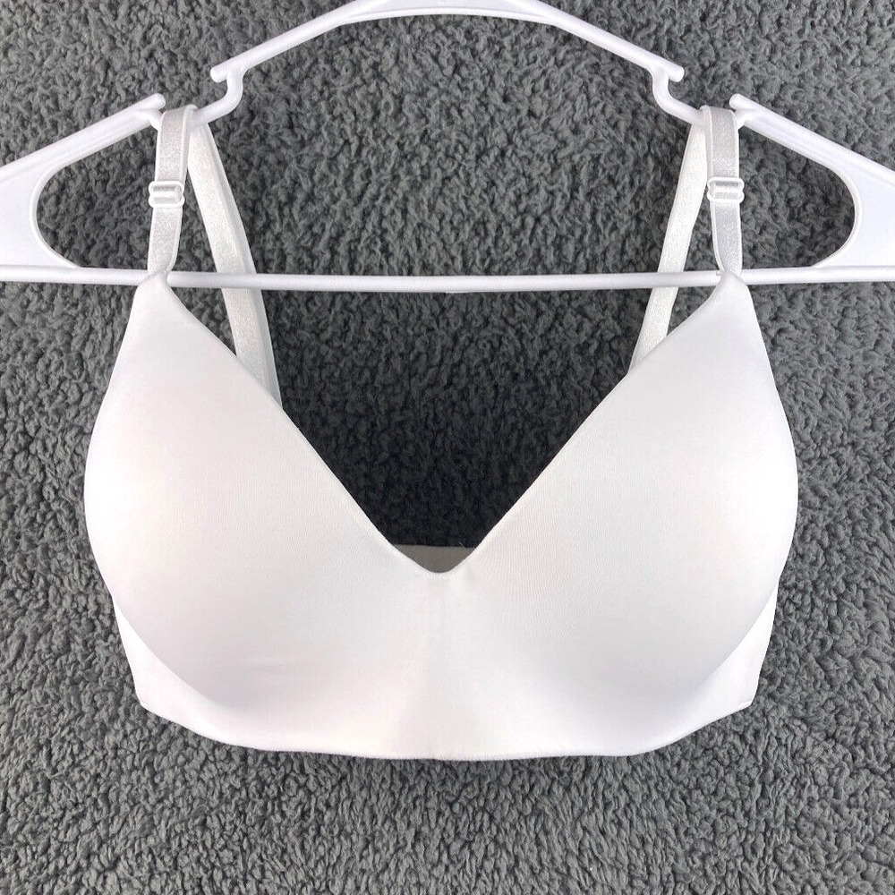 Victoria Secret Wireless Smooth Cup Bra 34DD Lightly Lined Multiway Push Up